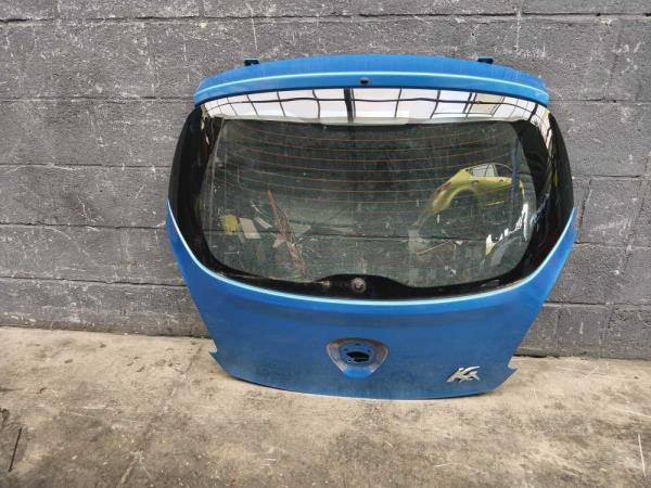 HAYON FORD KA  - Vue 2